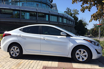 Седан Hyundai Elantra на прокат в Киеве