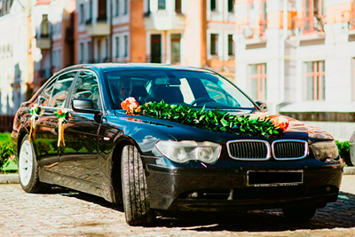 Престижный автомобиль BMW 745 I на прокат в Киеве