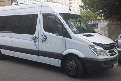 Mercedes Sprinter VIP на прокат в Киеве
