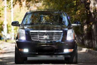 VIP авто Cadillac Escalade Long VIP на прокат в Киеве